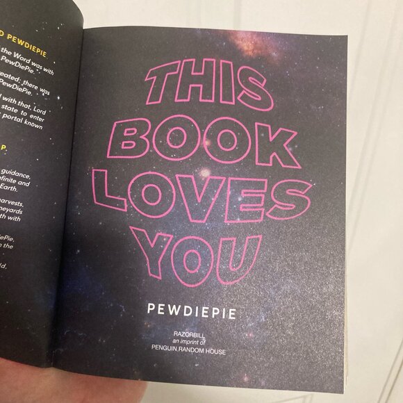 PEWDIEPIE 📖 This Book Loves You Paperback Book Pewdiepie - Picture 4 of 5
